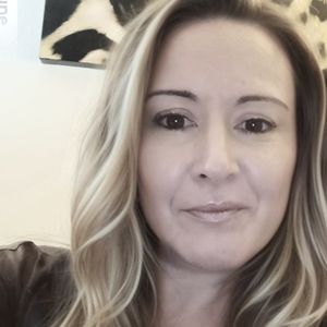 Meet your Posher, Connie